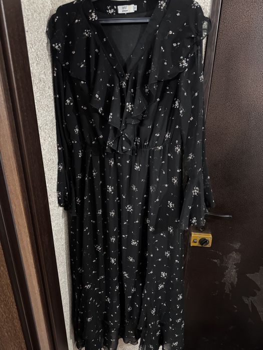 Продам черное платье