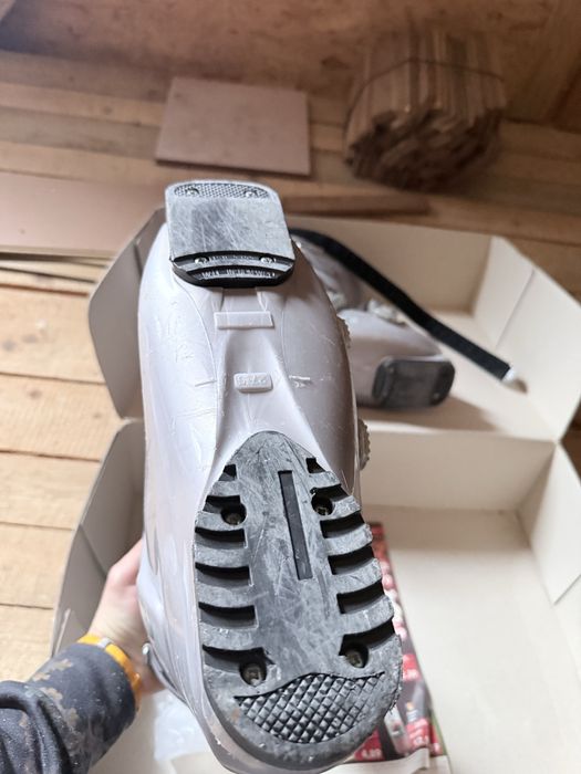 Echipament schiuri si clapari lange venus 75