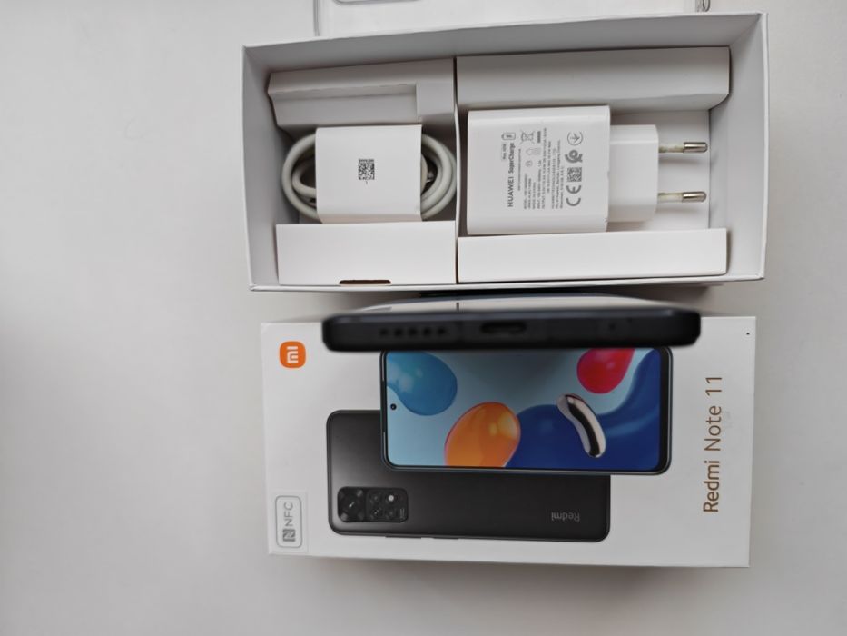 Vând Redmi Note 11 Graphite Gray 4 GB RAM 64 GB ROM