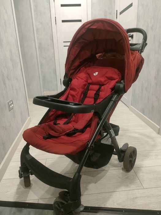 Прогулочная Коляска joie