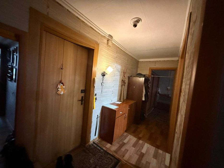 Продам 2 комнатную квартиру