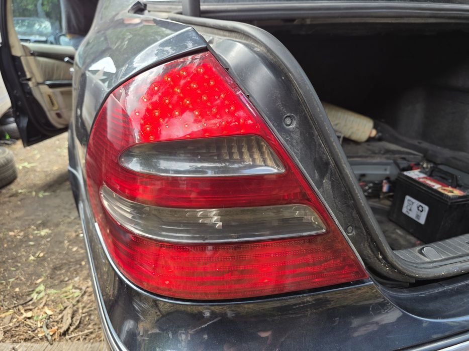 Диодни стопове мерцедес Е W211 Mercedes E class