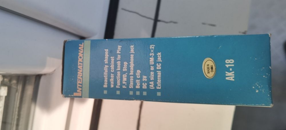 STEREO cassette player.