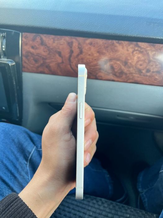 Айфон 13 сатылады