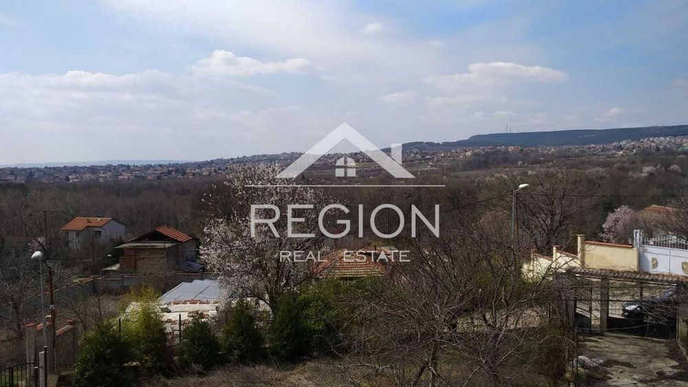 Дава се под наем Къща в к.к. Св.Св. Константин и Елена - 350 кв.м за 1000 € - Снимка #3