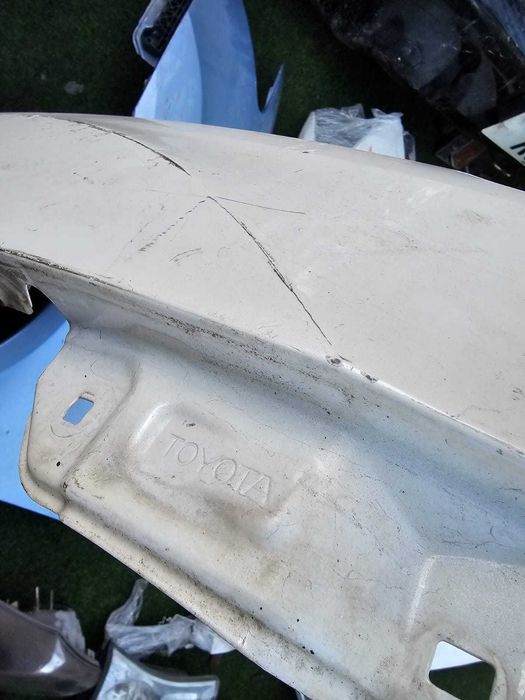 Крылья на Lexus RX330