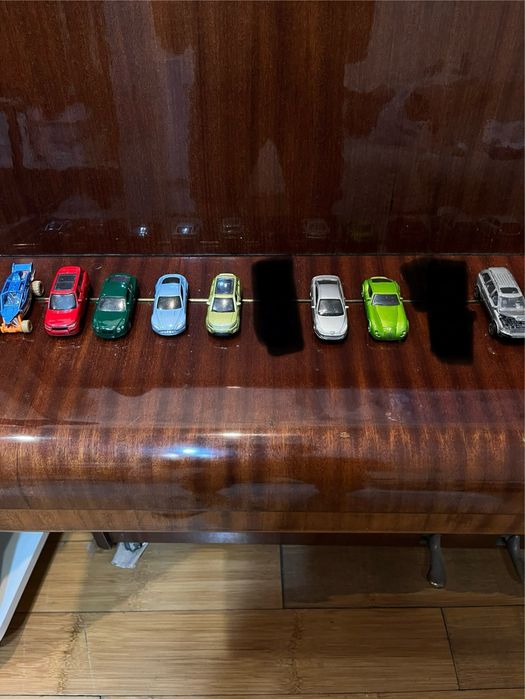 Машинки Hot wheels