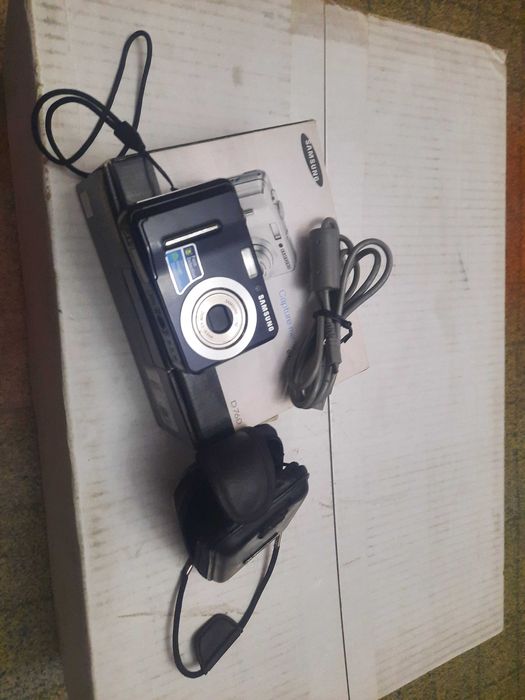 Фотоапарат Samsund  D 760