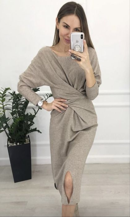 Платье с пояском