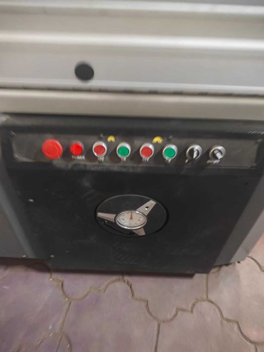 Распиловочный станок  MJ45DM