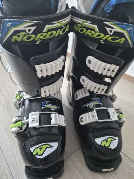 Clapari Nordica Dobermann , copii, băieți