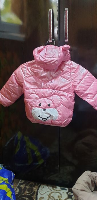 Продаётся куртка на девочку