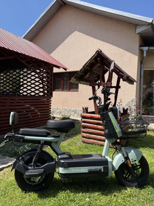 Scuter Electric RDB ROMA, 600W, fara permis, 25km/h