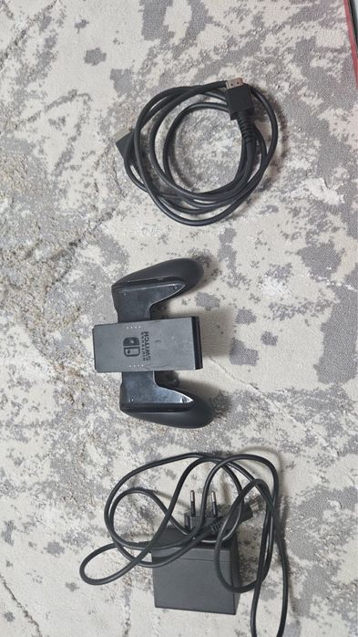 Продам Nintendo Switch Oled