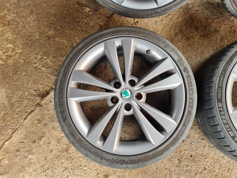 Оригинални лети джанти Шкода VRS 5x112 18" цола