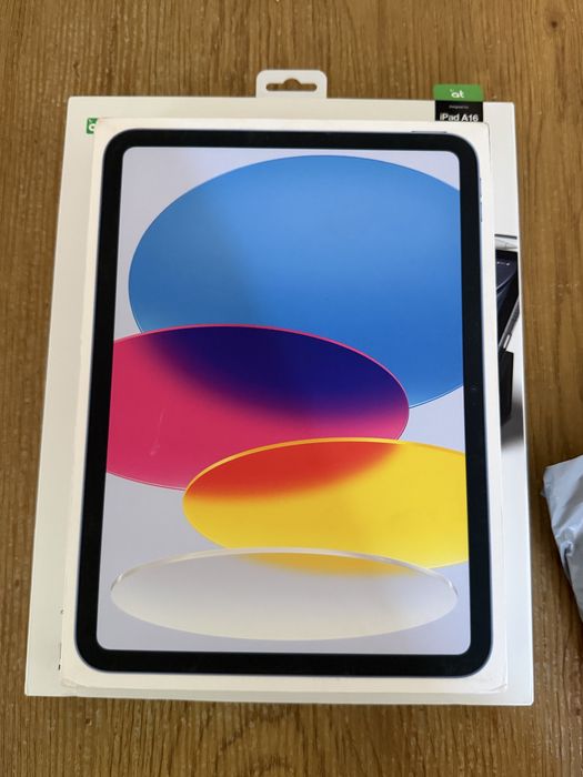 iPad A16 128GB Wi-Fi + клавиатура с тракпад Epico EK40 - гаранция до 08.2028