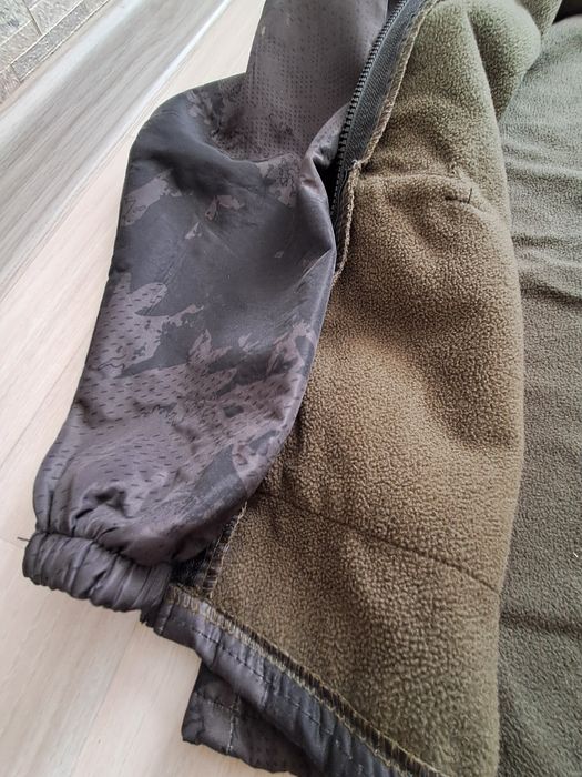 Продам ветровку для мальчика