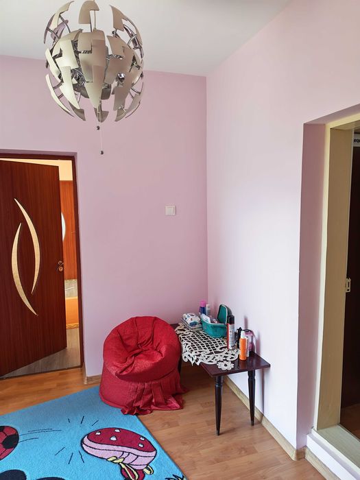 Casa de vanzare com Poroschia(sat Calomfiresti)