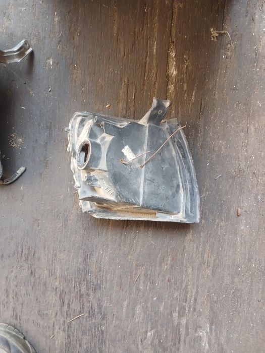 Поворотник Тоета Старлет