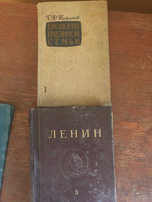 Книги разнообразни