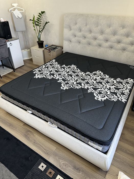 Продам Матрац ортопедический размером 180*200, б/у,