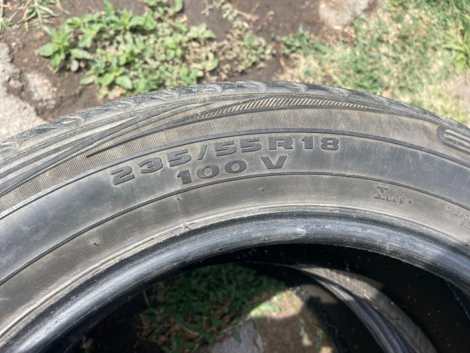 Продам шины пару 235:55:18