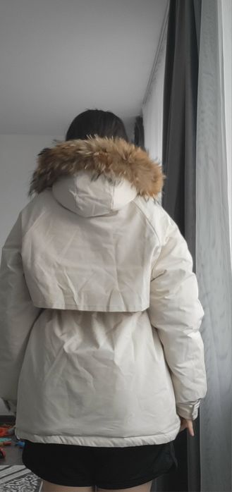 Продам зимнюю куртку