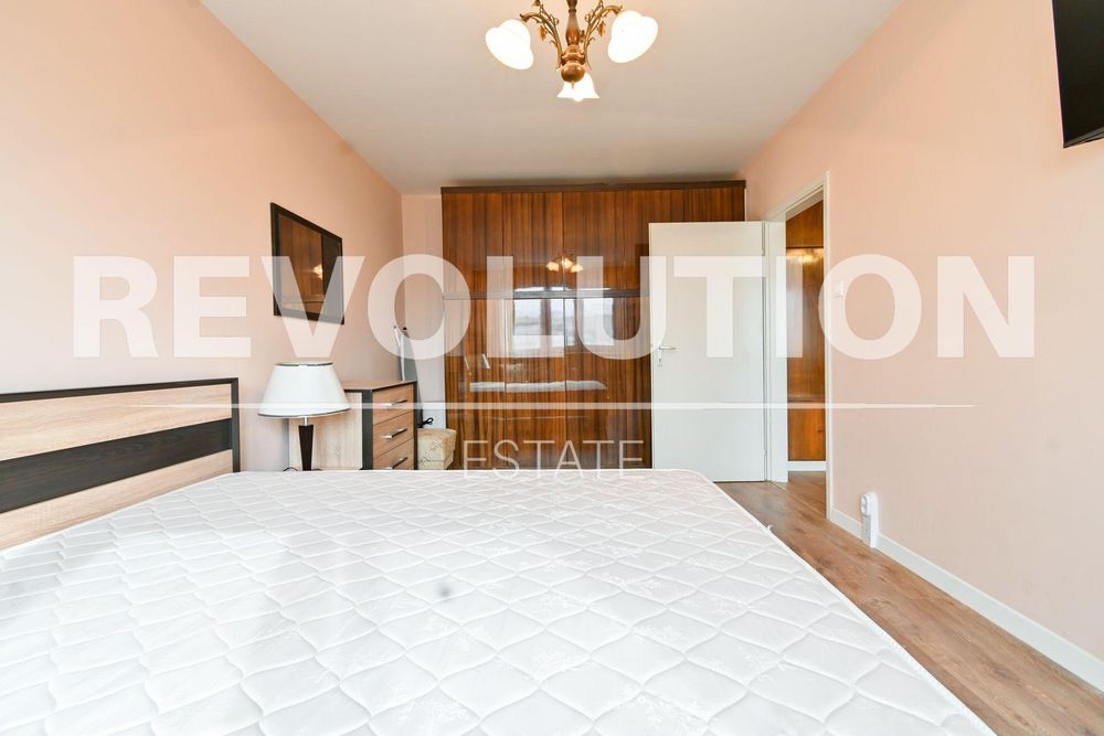 Дава се под наем Двустаен апартамент в София, Младост 2 - 85 кв.м за 698.19 € - Снимка #6