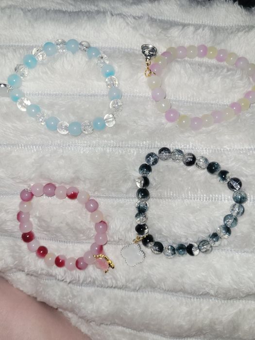 Продаю браслеты ручной работы