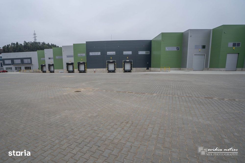 Hale depozitare langa autostrada