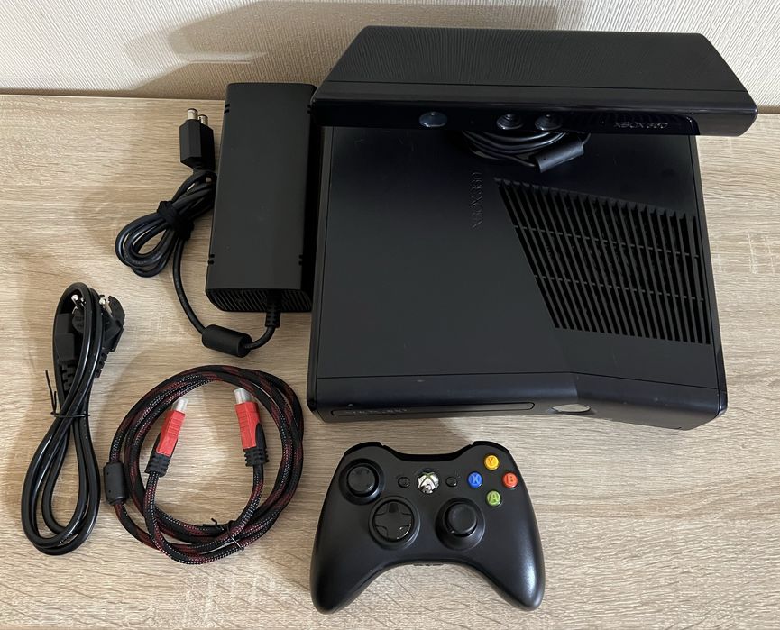 Xbox 360 SLIM + игры прошитый