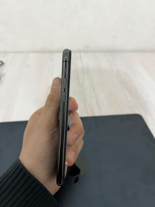 Iphone xs iclodga tushgan