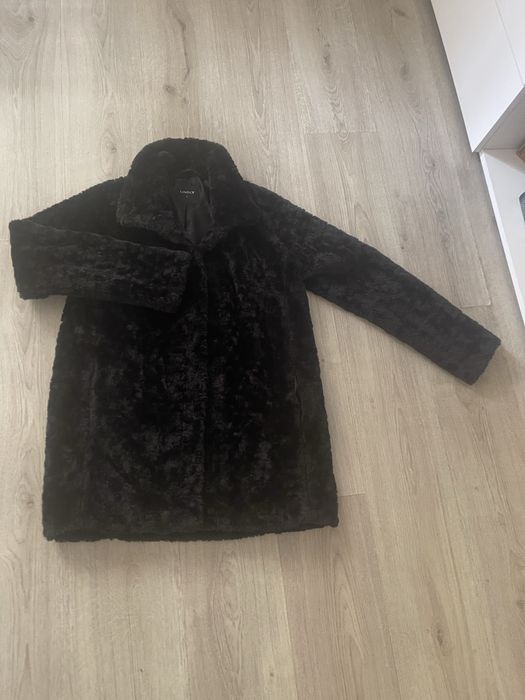 Дамско яке естествена кожа размер S,елек пухенка H&M,Zara яке с пух