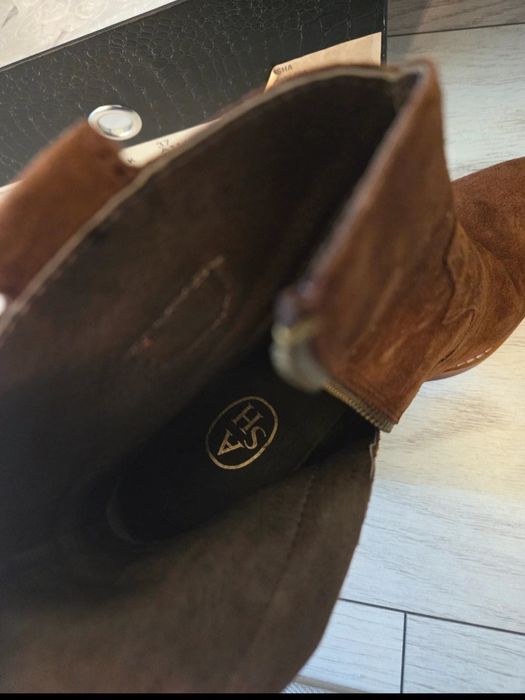 Ghete Ash Isha, maro, noi, 37, piele intoarsa