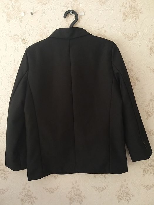 Продаётся новый пиджак