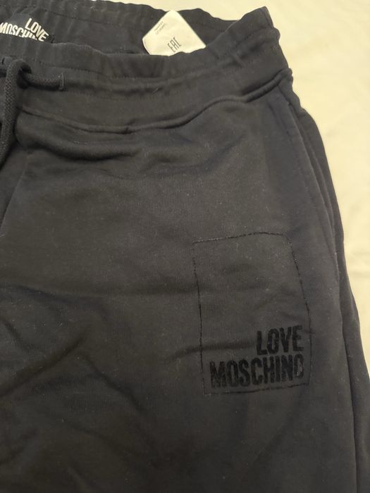 Moschino оригинал трико XXL