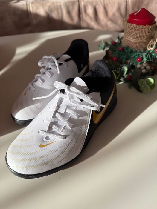 Детски обувки за футбол 32-33 номер