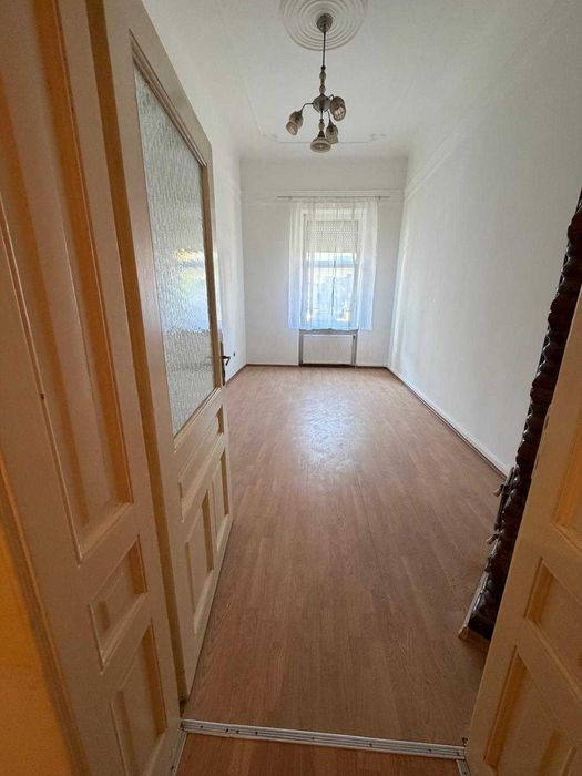 Apartament la casa ultracentral str. Eminescu