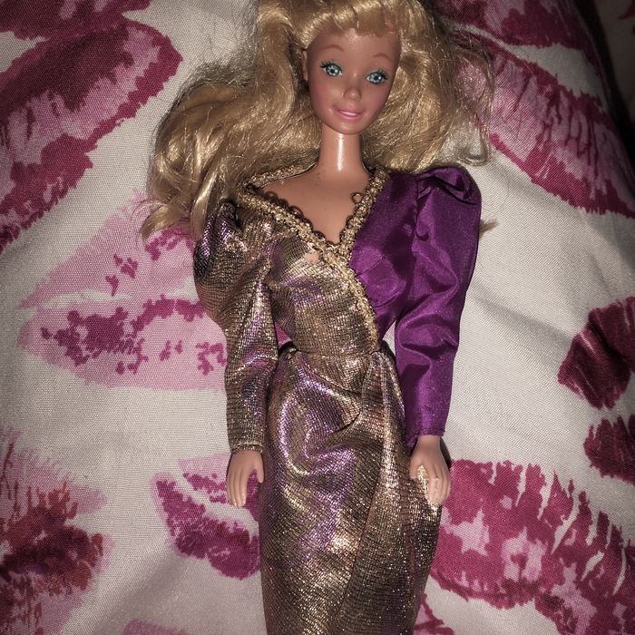 Diferite păpuși Barbie SH