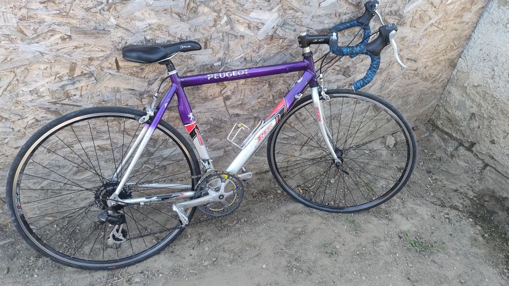 Bicicletă semicursieră