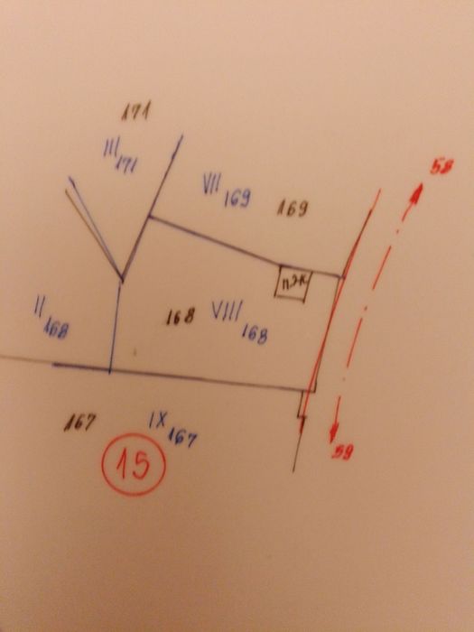 Парцел с петно за едноетажно строителство