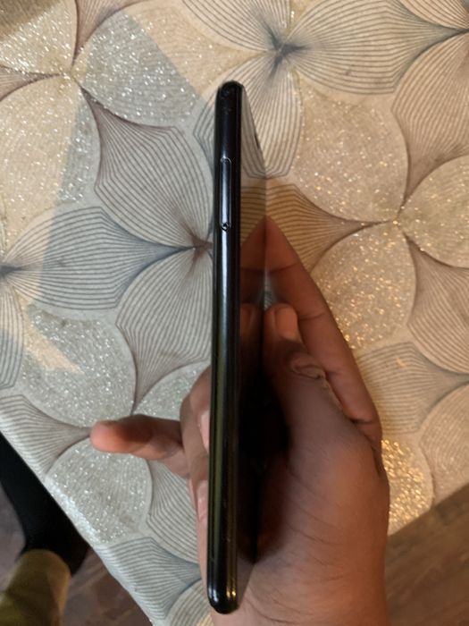 Продавам Huawei y5 16GB