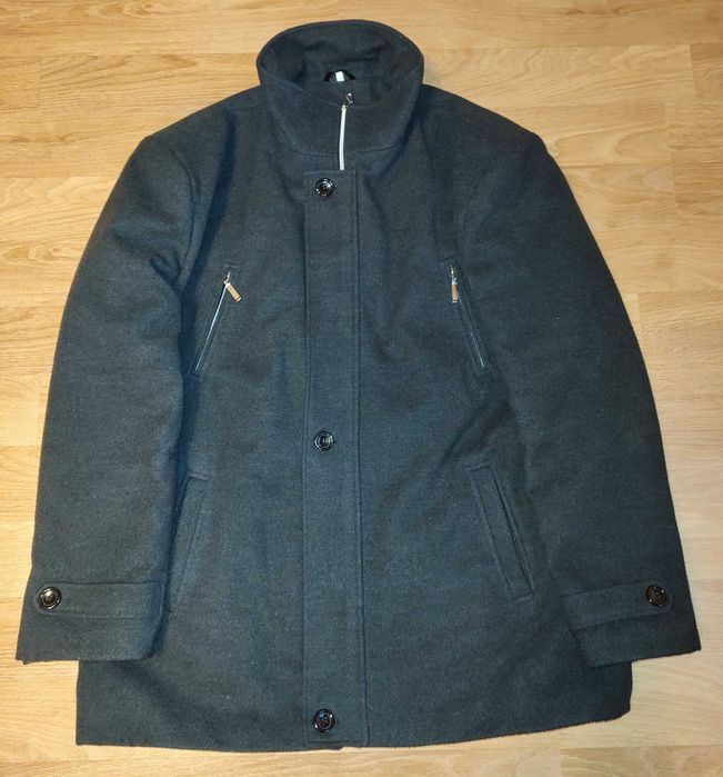 Palton bărbătesc, mărimea 56.