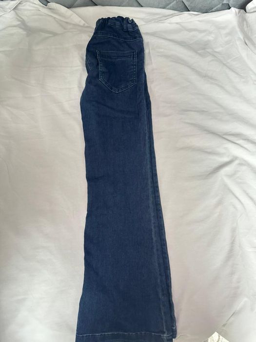 Модная джинсы.