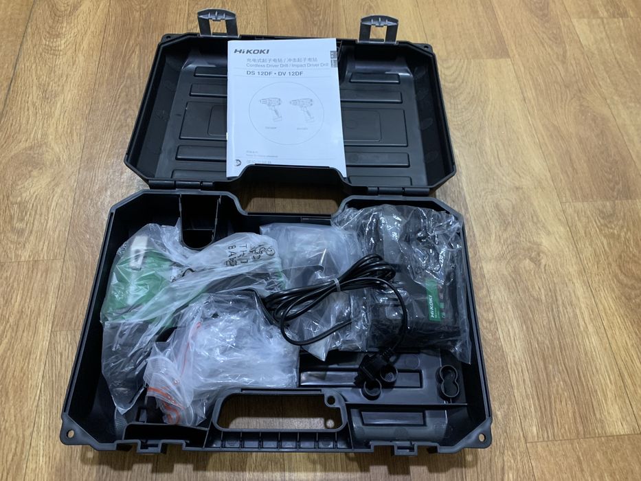 HIKOKI DS12DF Шуруповерт