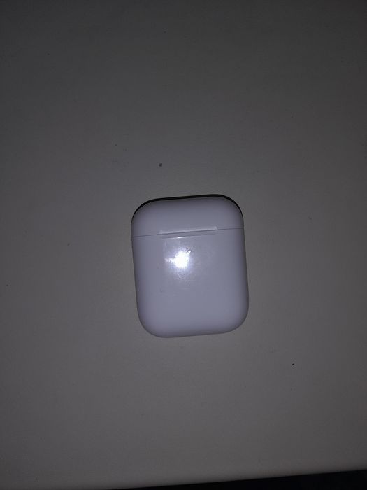 Наушники AirPods. Новые, рабочие