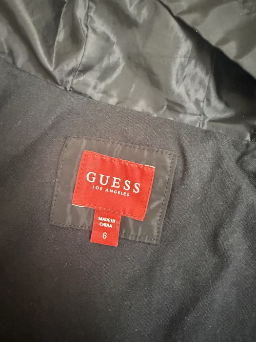 Пролетно яке на Guess 6г.