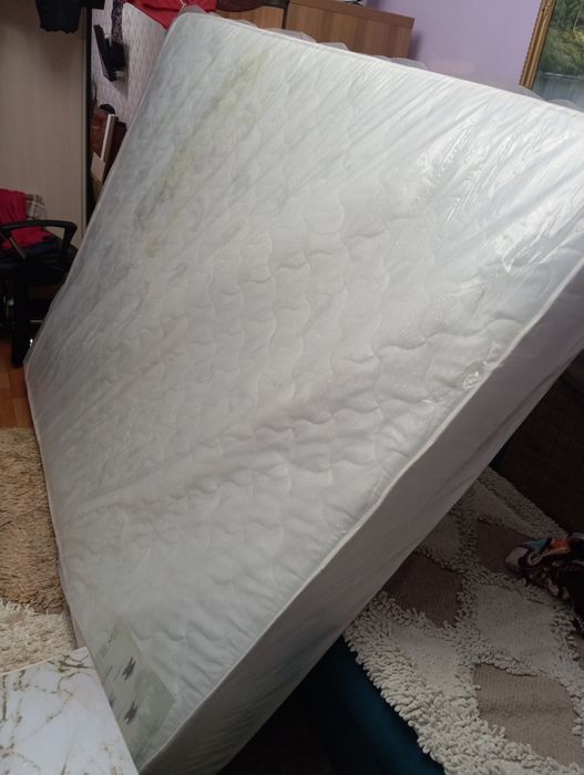 Продам матрас новый