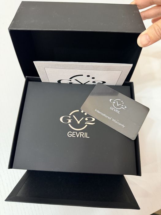 Наручные часы GV2