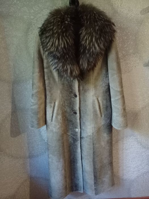 Продам Шубу мутон